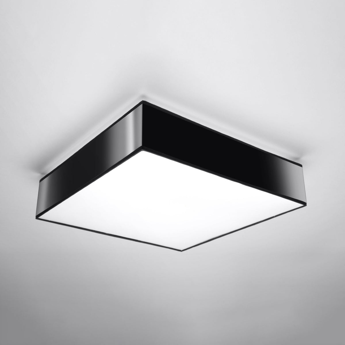 Loftslampe HORUS 45 sort – PVC – E27