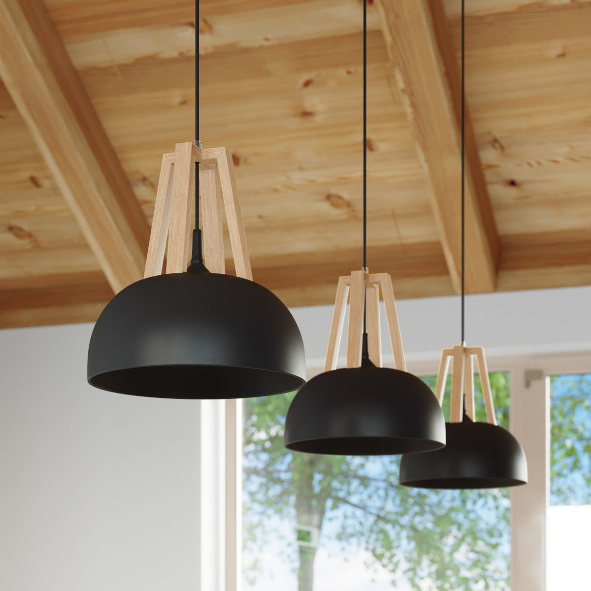 Pendellampe CASCO sort/naturtræ – E27 1 lyskilde 30 × 30 × 85 cm IP20