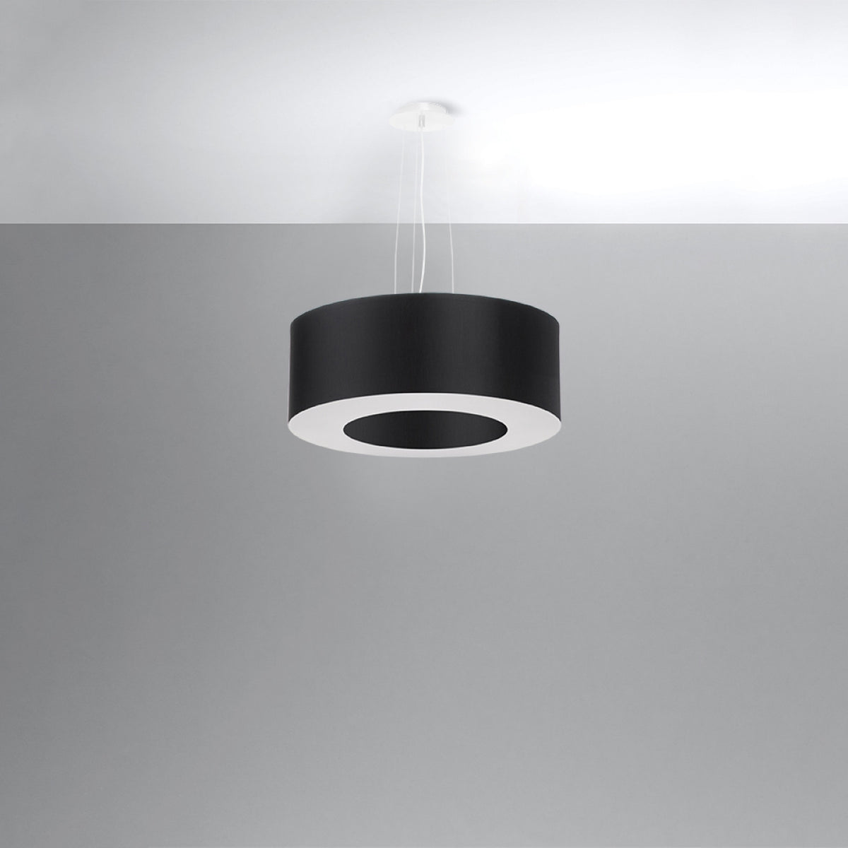 Lysekrone SATURNO 50 sort med 5 lyskilder – 50 × 50 × 112 cm – SL.0748