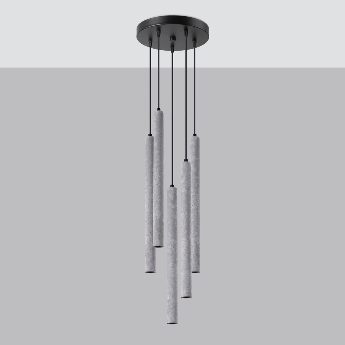 Pendellampe PASTELO 5P i beton med 5 lyskilder – 25 × 25 × 110 cm – SL.1275