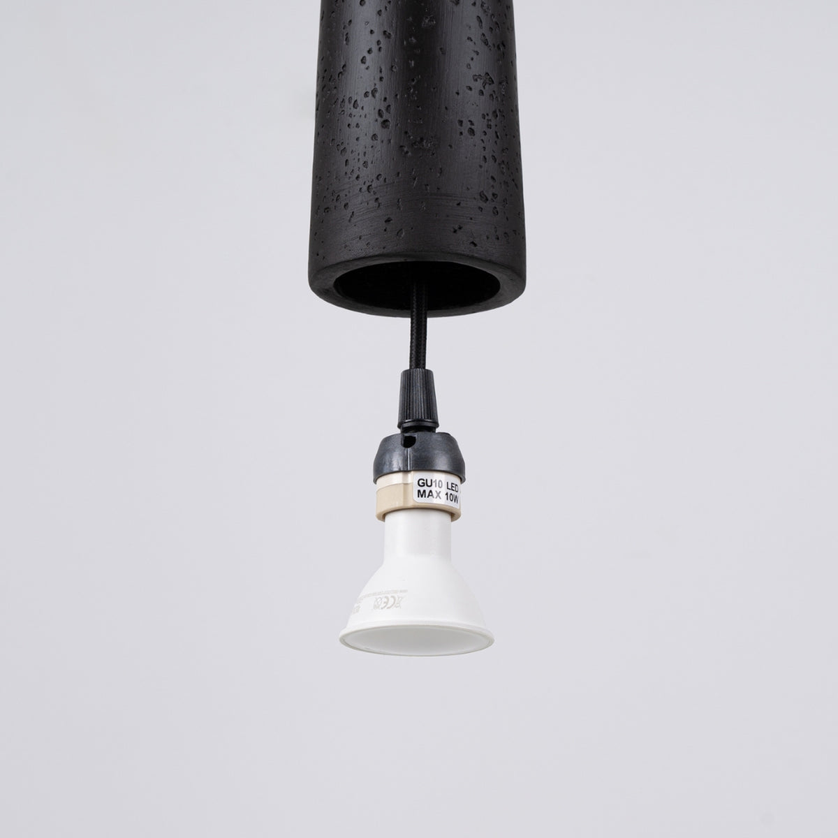 Pendellampe ELECTRA sort beton – SL.1355