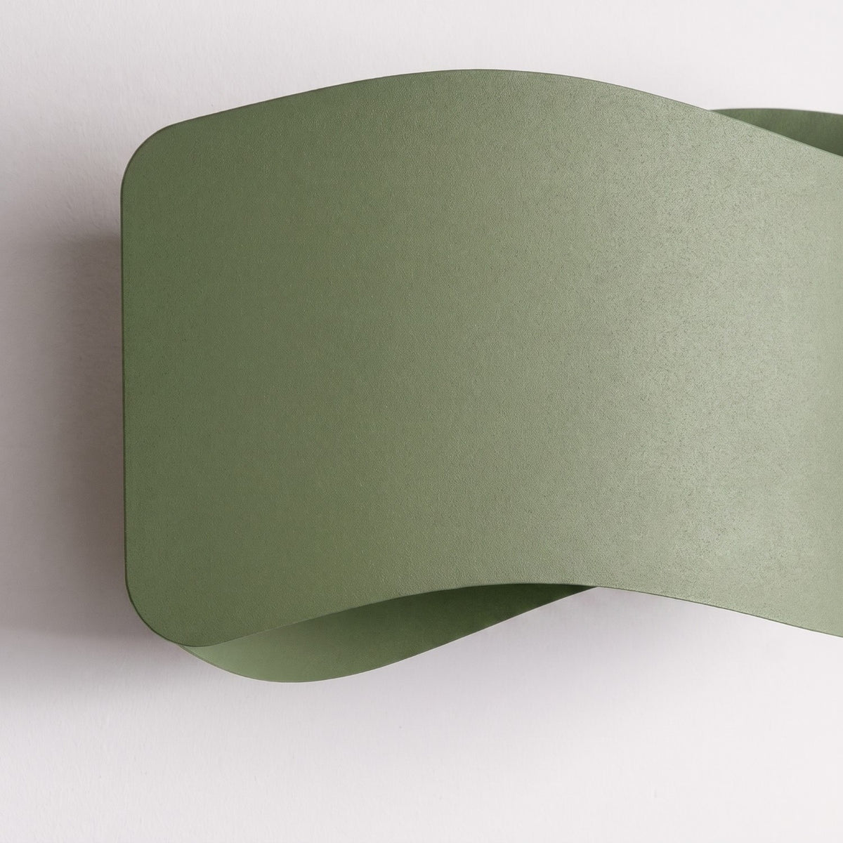Væglampe TILA 30 olivengrøn – G9 1 lyskilde stål 30 × 11 × 13 cm IP20